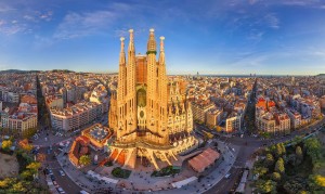 90-La-Sagrada-Familia-Barcelona